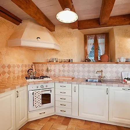 Luxury With A Swimming Pool Trget, Rasa - 7247 Villa