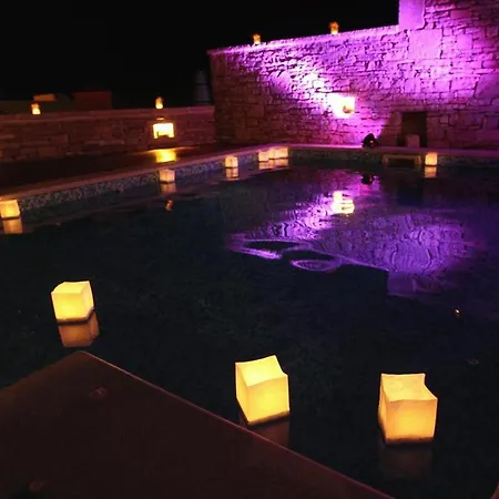 Luxury With A Swimming Pool Trget, Rasa - 7247 Trget