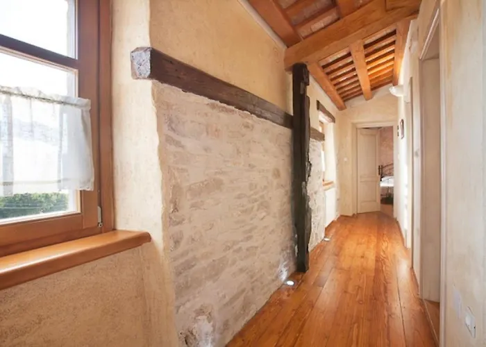 Luxury With A Swimming Pool Trget, Rasa - 7247 Villa